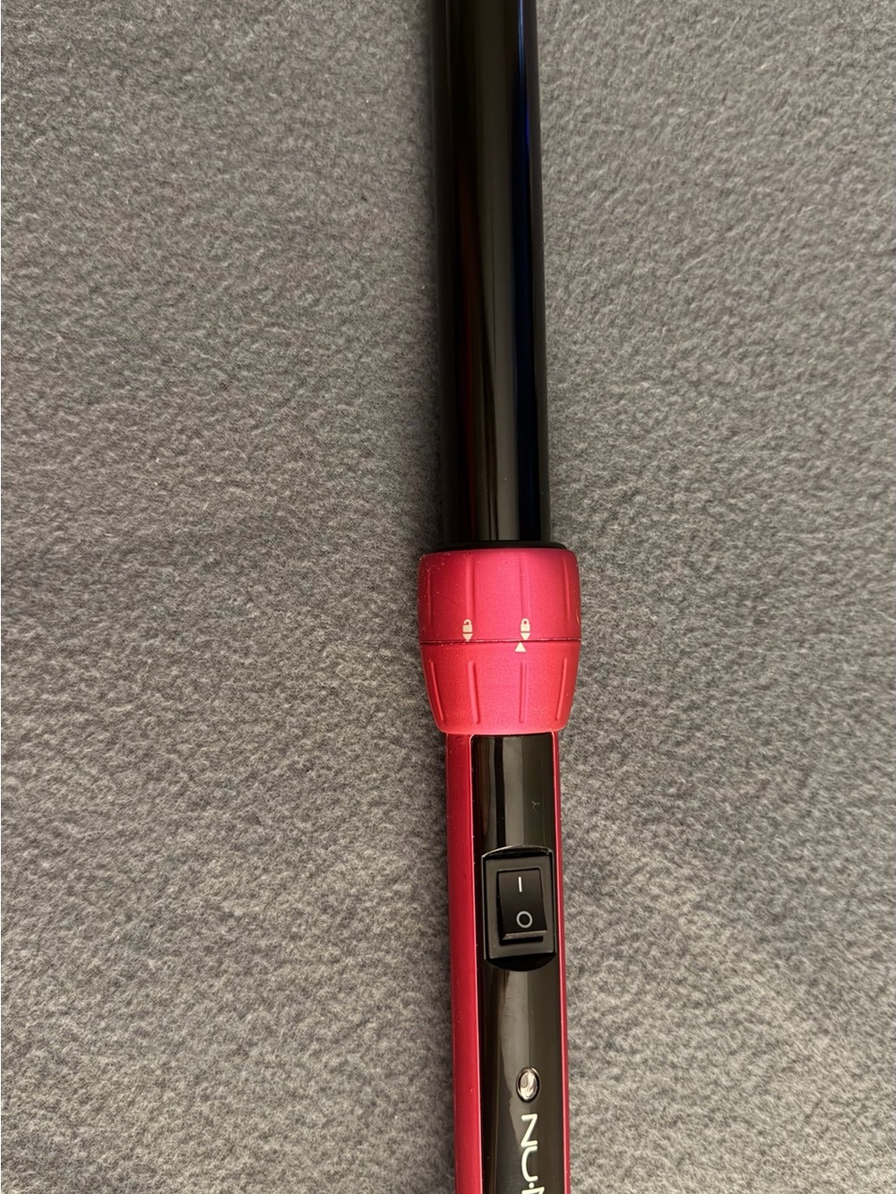 NuMe Pink Curling Wand with Black Barrel